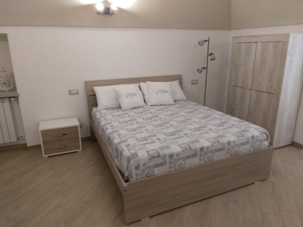 Four White Apartments 아제롤라 외부 사진