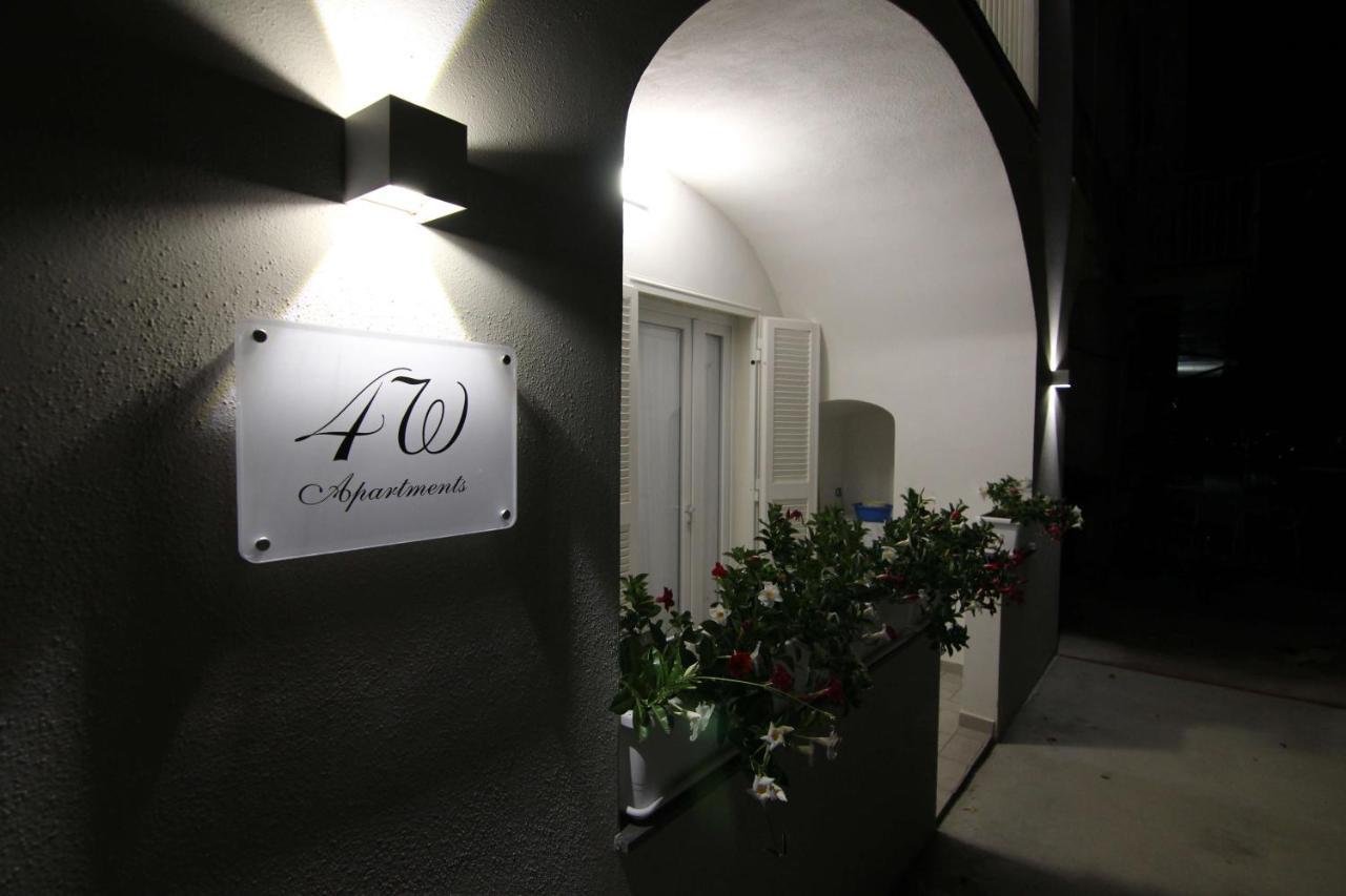 Four White Apartments 아제롤라 외부 사진